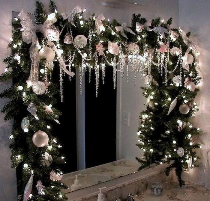 How to make a christmas decoration mirror