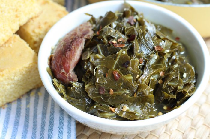 How to cook collards greens southern style