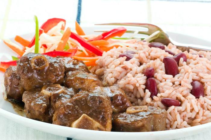 How to cook oxtail jamaican style