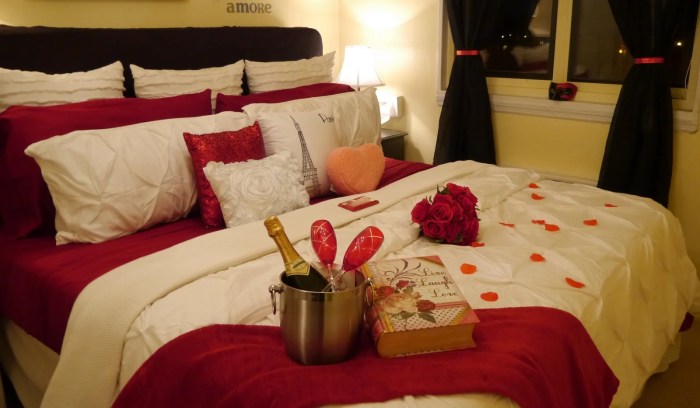 How to decorate a romantic room for him